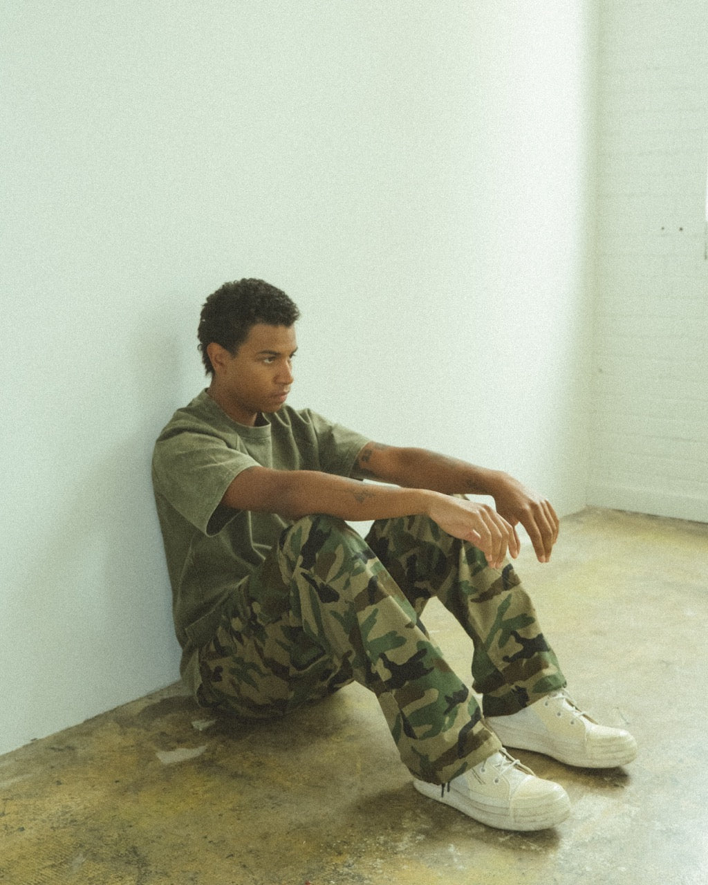 RELAXED CARGOS // CAMO