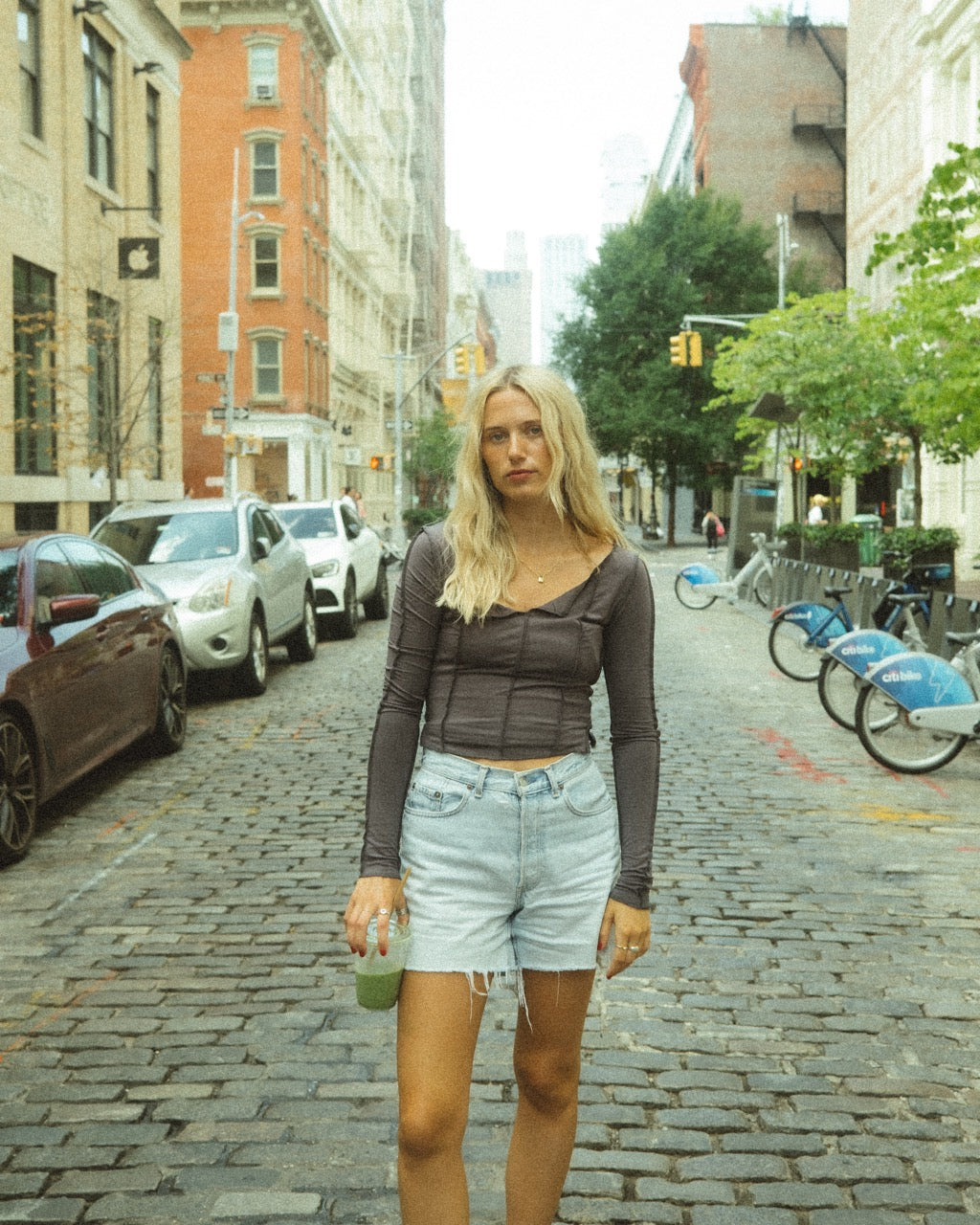 EXPOSED SEAMS TOP // CLAY